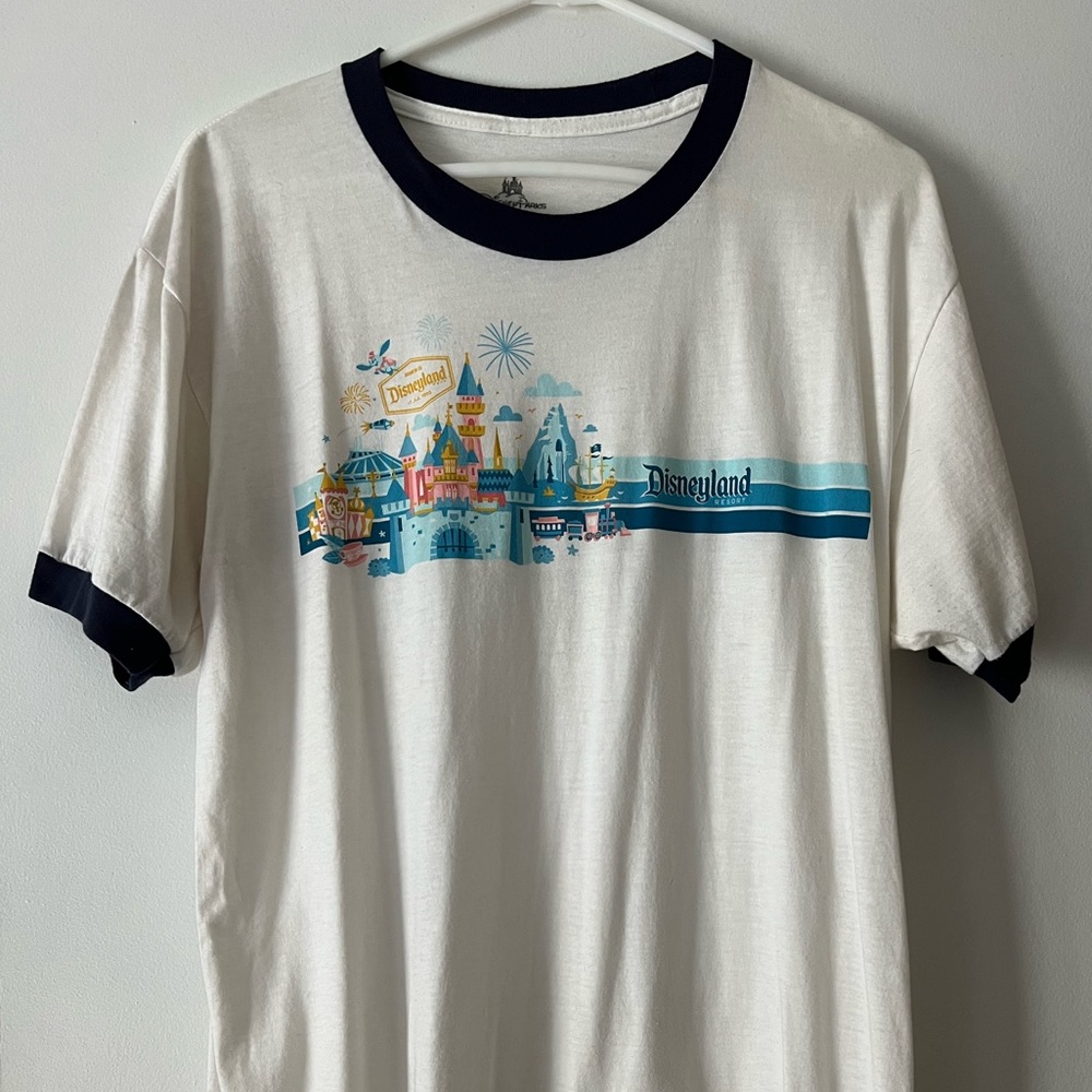 Disney Parks T-Shirt - XL